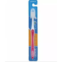 Зубна щітка Oral-B 1*2*3 середня