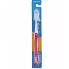 Зубна щітка Oral-B 1*2*3 середня