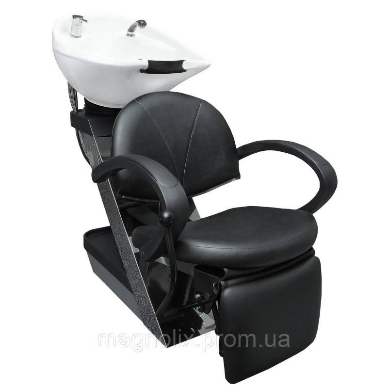 Мийка в перукарню Луана